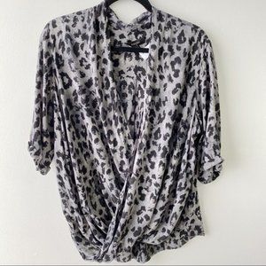 Aritzia Babaton grey leopard print rayon blouse